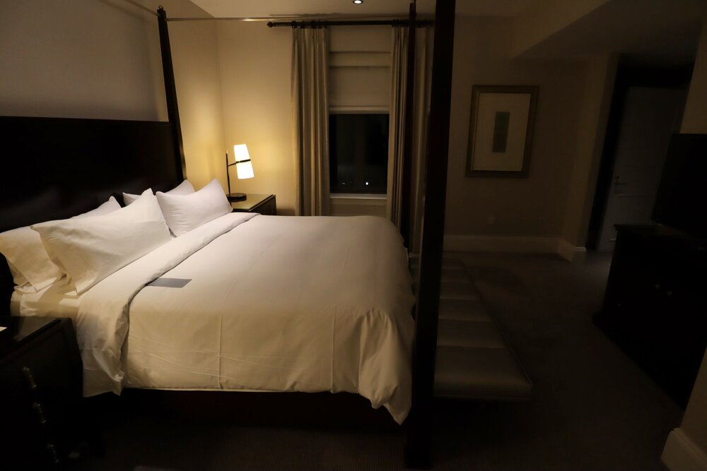 Renaissance Providence Downtown – Vice Presidential Suite bedroom