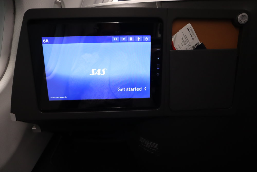 SAS business class – Entertainment monitor and literature pocket