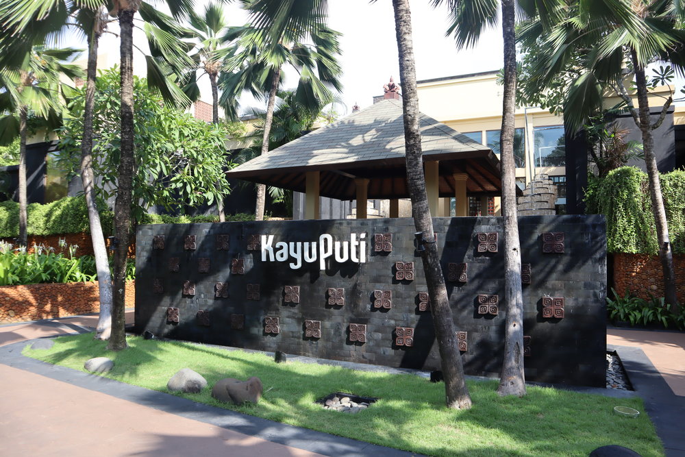 St. Regis Bali – Kayuputi restaurant