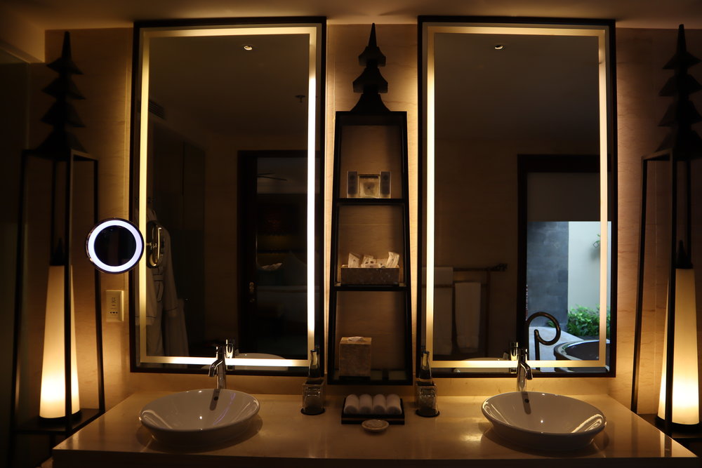 St. Regis Bali – St. Regis Pool Suite sink and mirrors