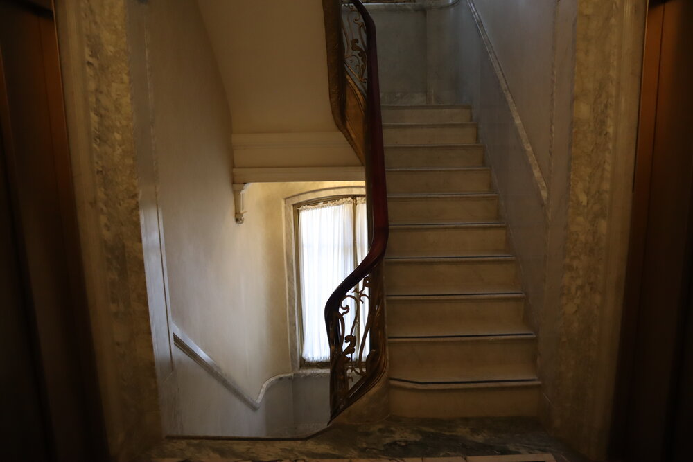 St. Regis New York – Interior staircase