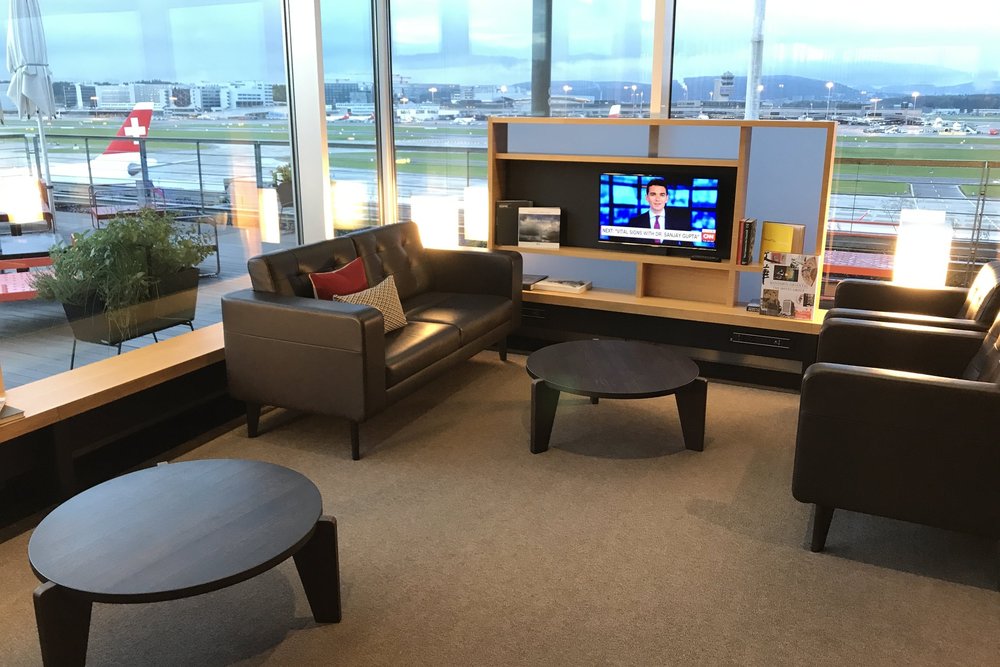 Swiss First Class Lounge Zurich – Seating area