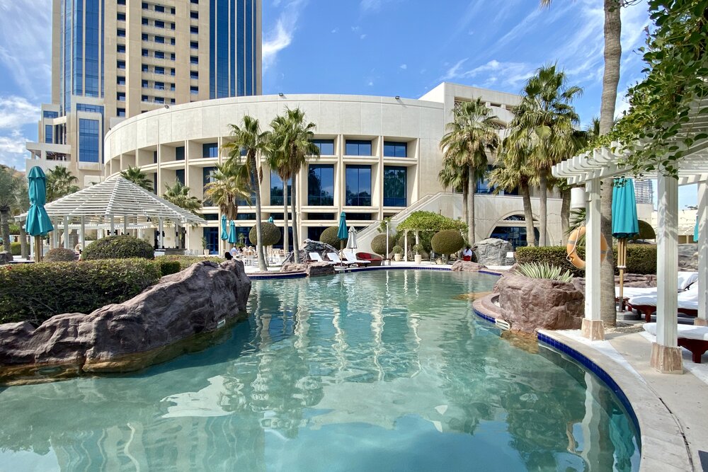 The Ritz-Carlton, Doha – Outdoor pool