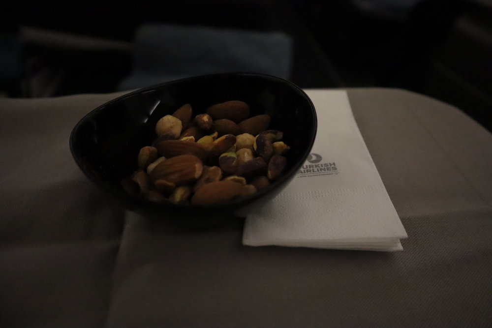 Turkish Airlines A330 business class – Mixed nuts