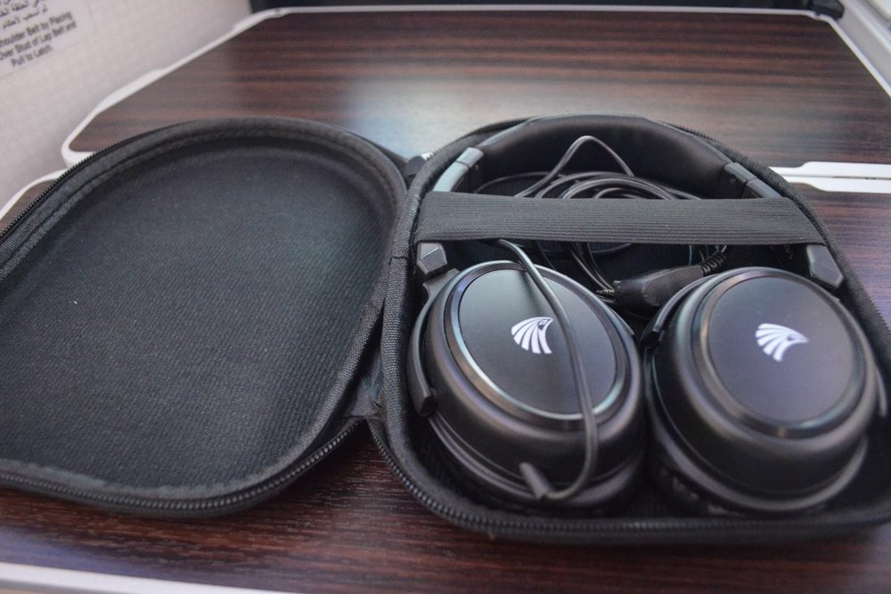 EgyptAir 787 business class – Headphones