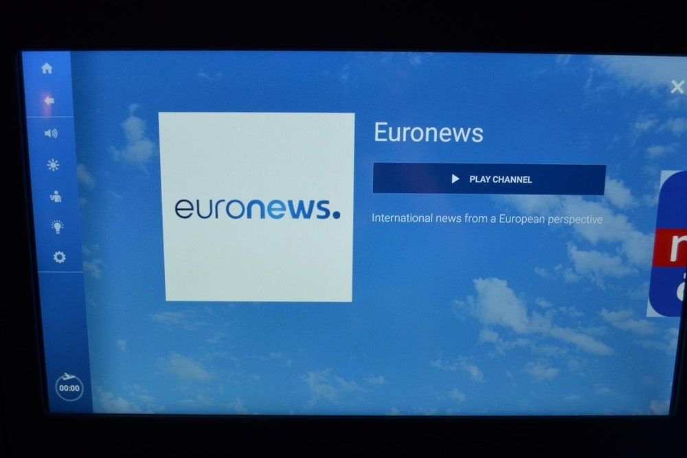 EgyptAir 787 business class – Live news (the connection was frequently interrupted)