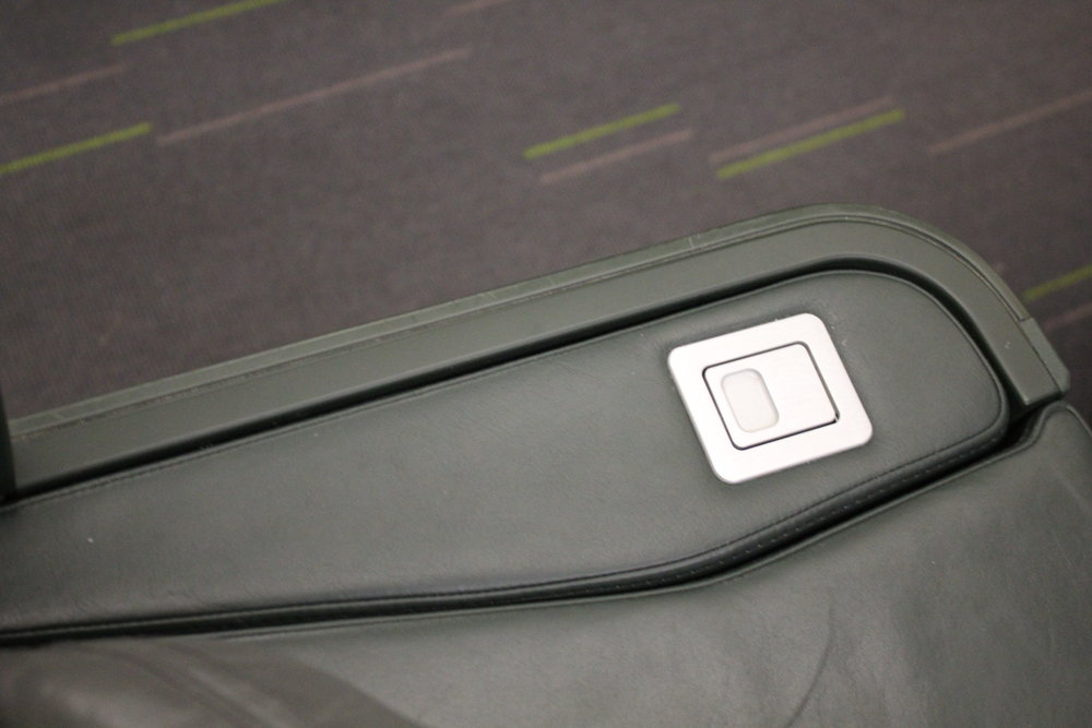 EVA Air business class – Armrest