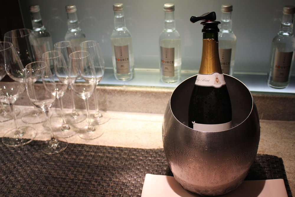 JW Marriott Hong Kong – Executive Lounge champagne