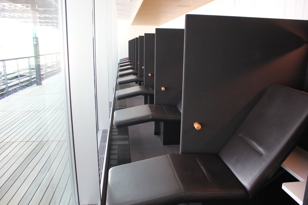 Swiss Senator Lounge Zurich – Rest area