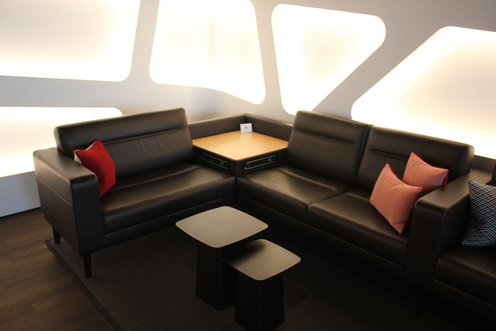 Swiss Senator Lounge Zurich – Whisky Club couch