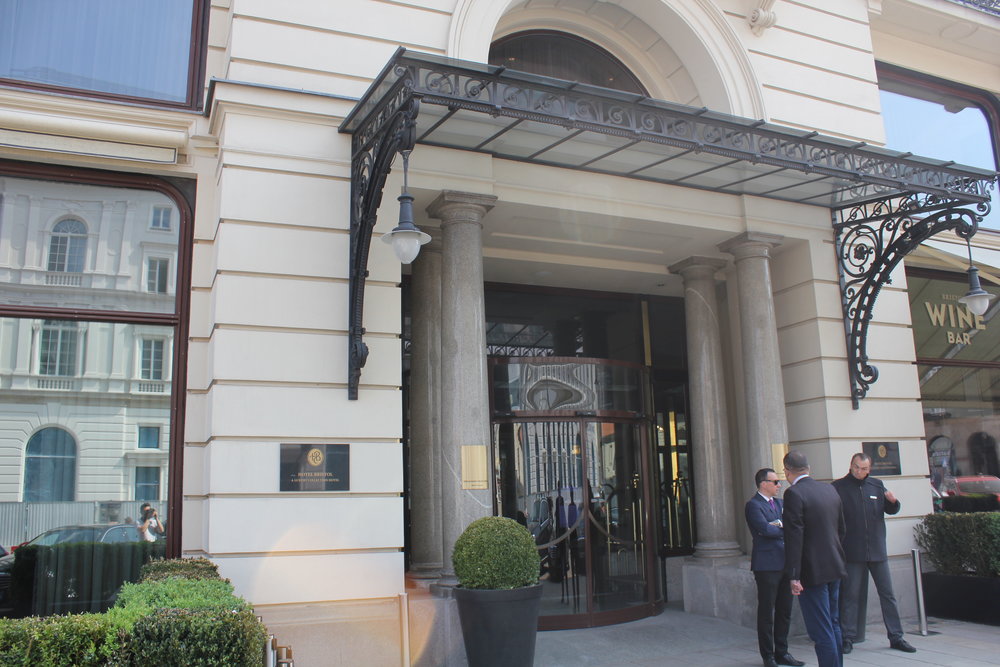 Hotel Bristol Warsaw – Entrance