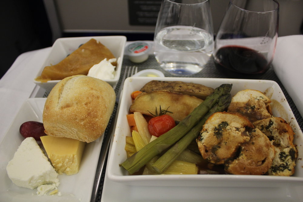 Brussels Airlines business class – Stuffed chicken breast