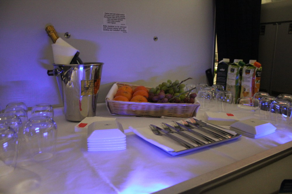 Brussels Airlines business class – Self-serve spread