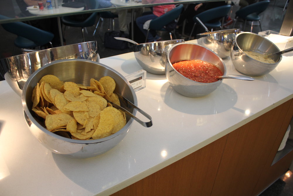 Air Canada Maple Leaf Lounge Toronto (International) – Tortilla chips