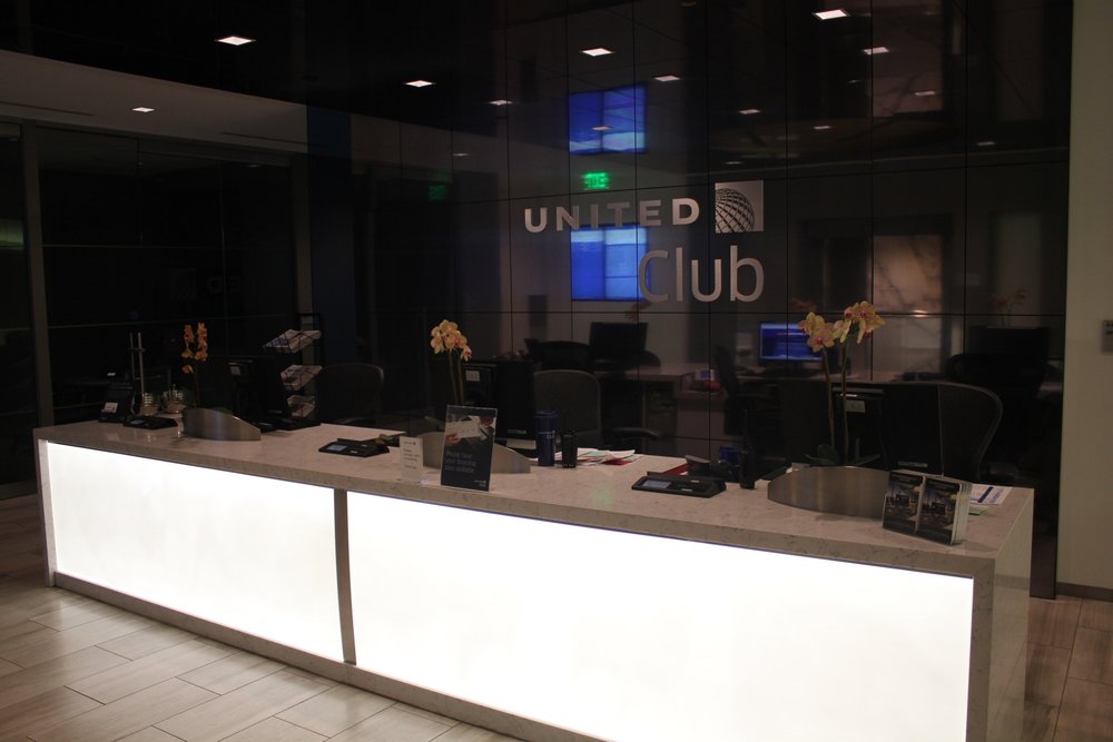 United Club Seattle – Front desk