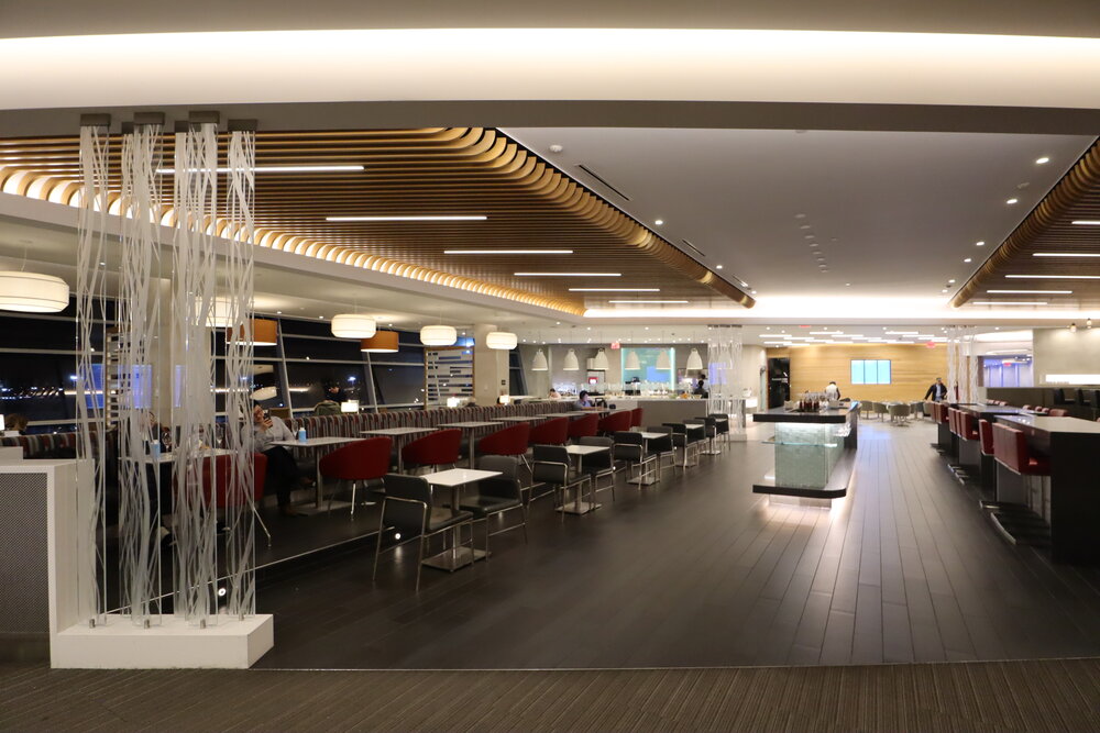 American Airlines Flagship Lounge New York JFK – Seating area