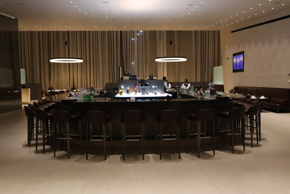 Qatar Airways Al Safwa First Class Lounge Doha – Bar