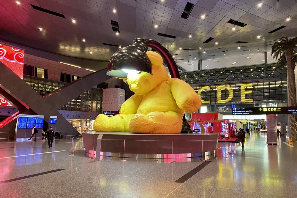 Doha Airport – Giant teddy bear