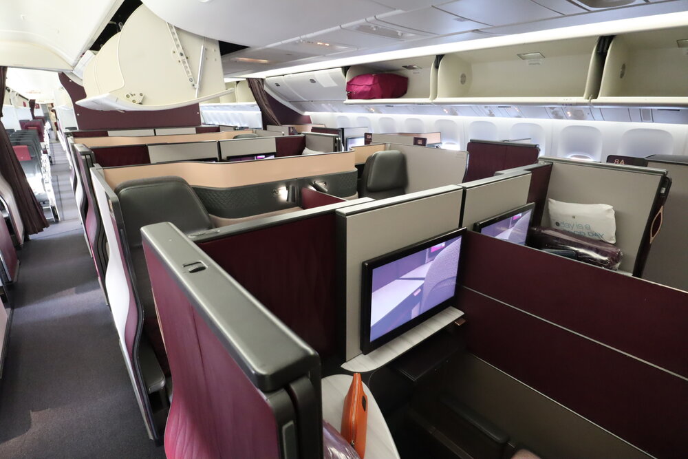 Qatar Airways 777 Qsuites business class – Mini-cabin