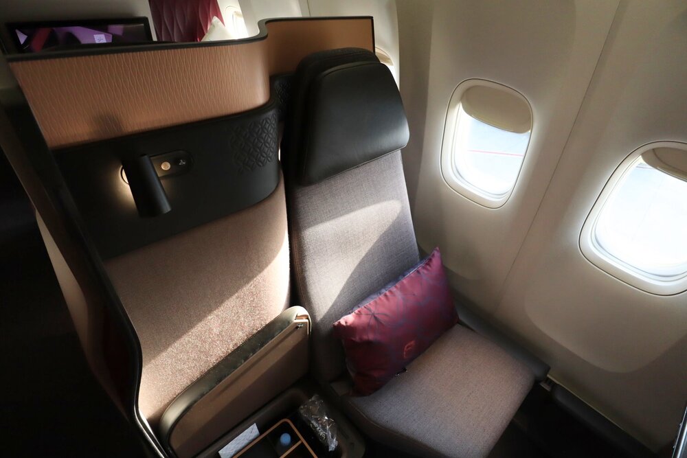 Qatar Airways 777 Qsuites business class – Seat 10K