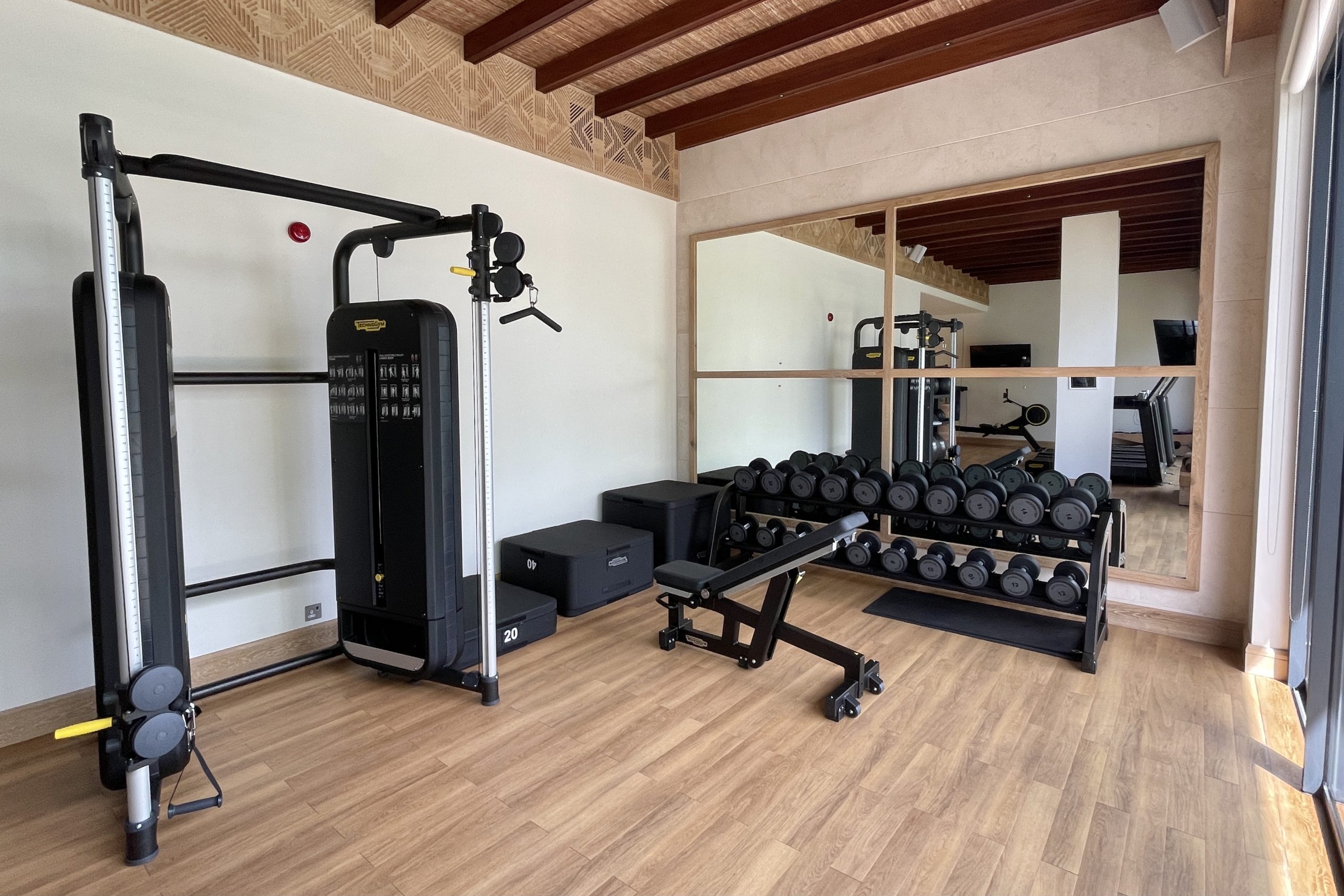 Mango House Seychelles – Fitness centre weights