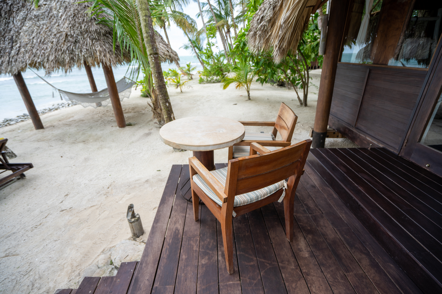 Calala Island – Junior Suite outdoor patio