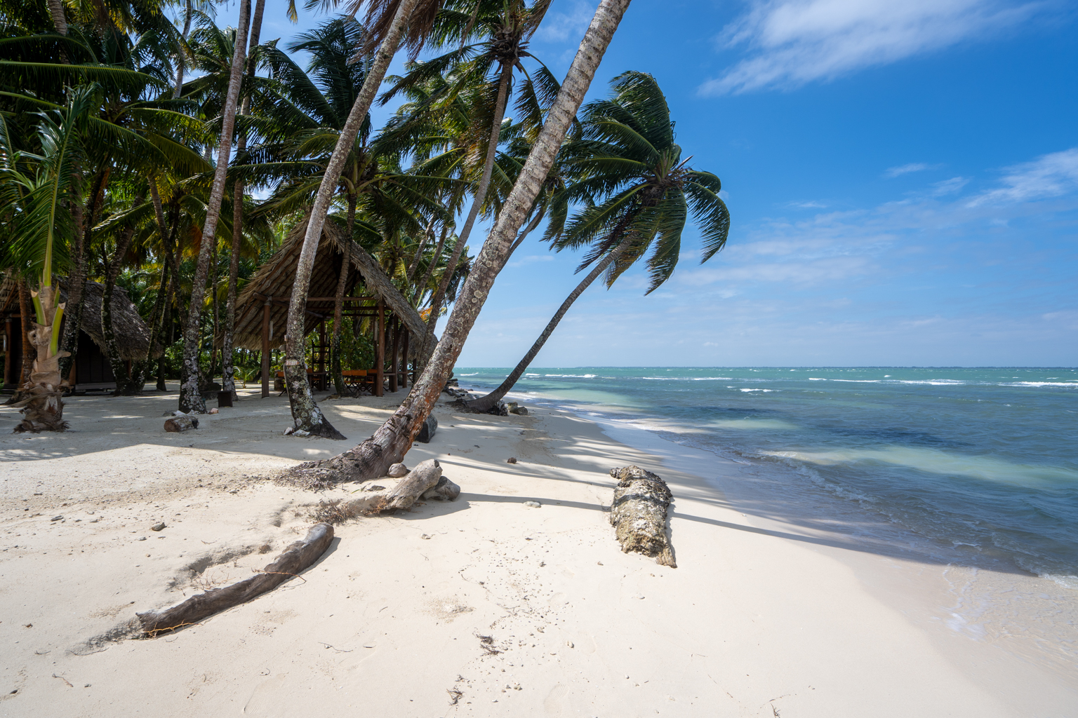 Calala Island – Beach