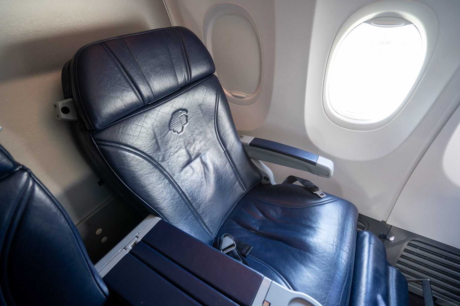 Aeromexico 737 business class – Seat in reclined position