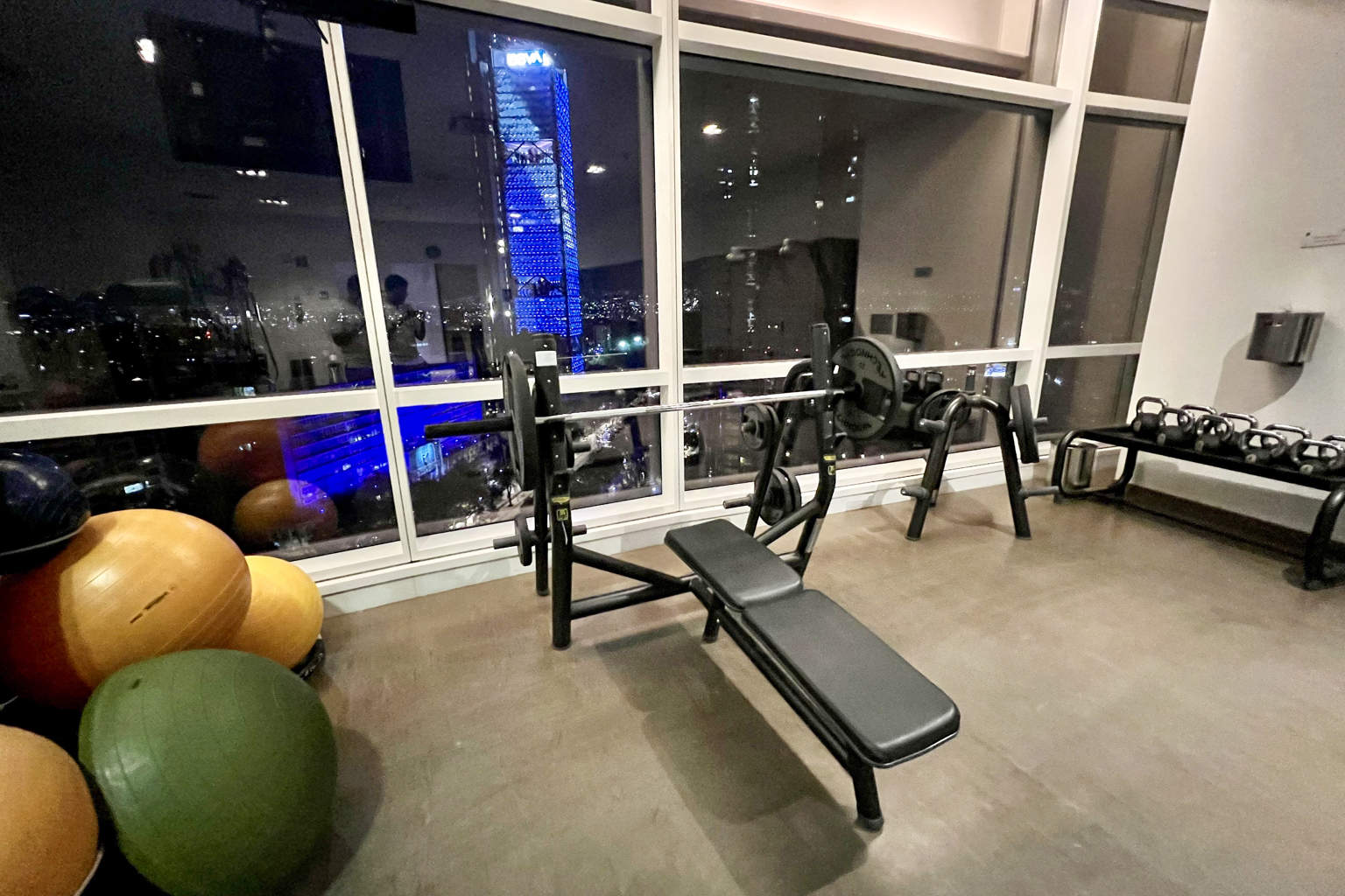 St. Regis Mexico City – Bench press