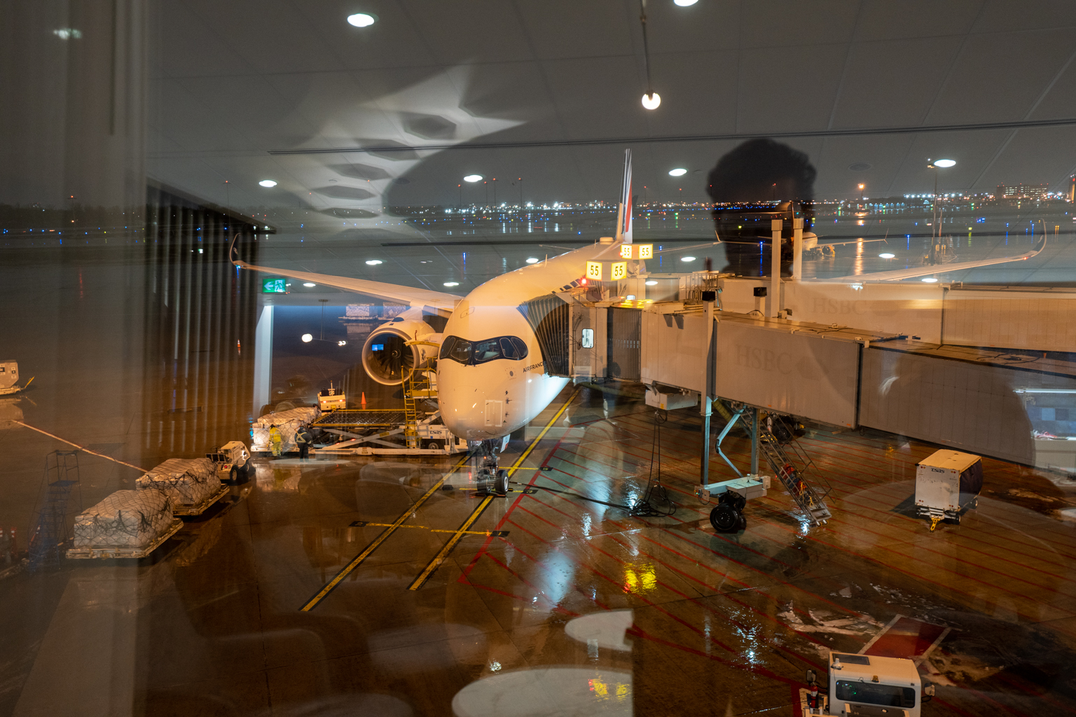 Air France Lounge Montreal – Window views