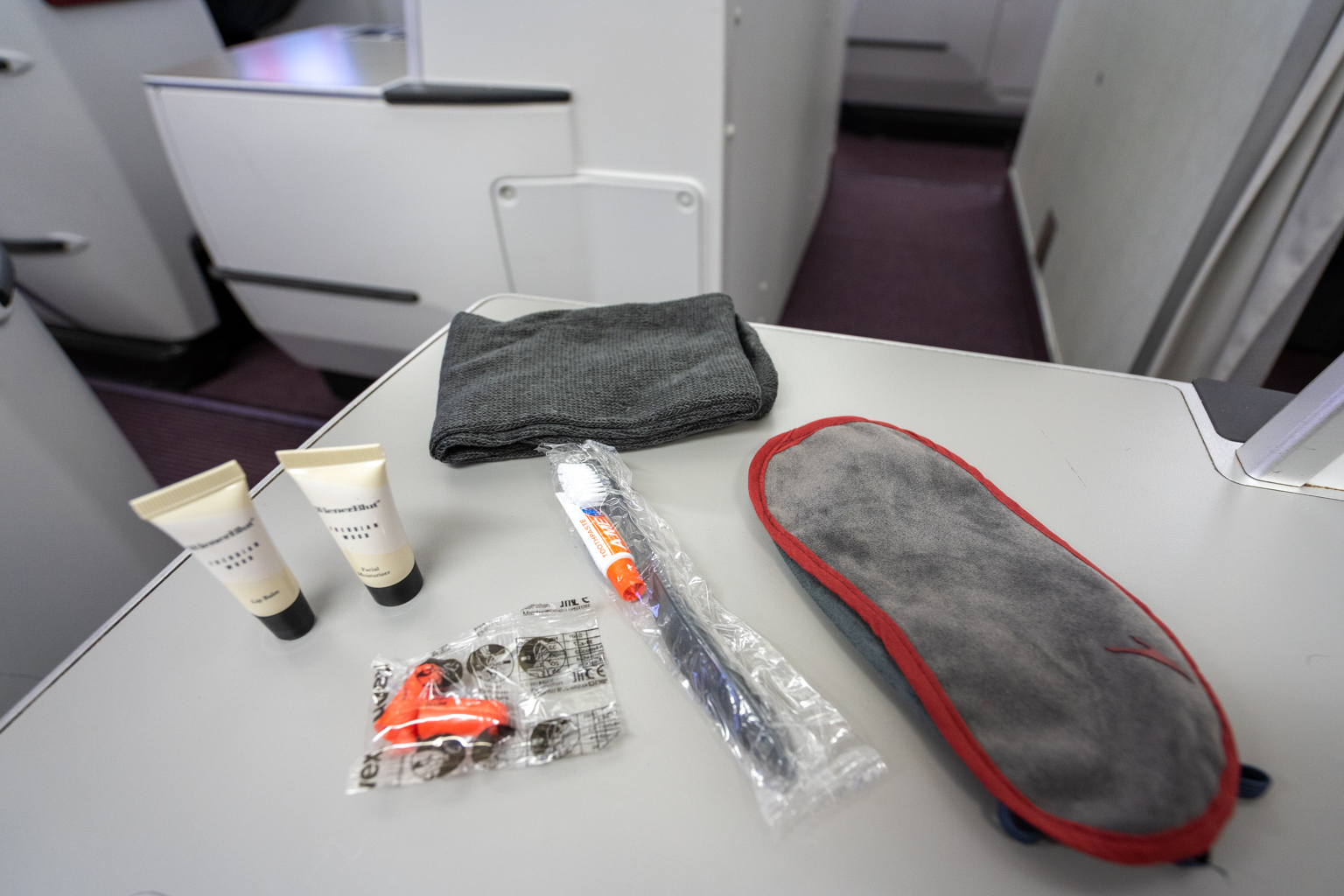 Austrian Airlines business class – Amenity kit contents