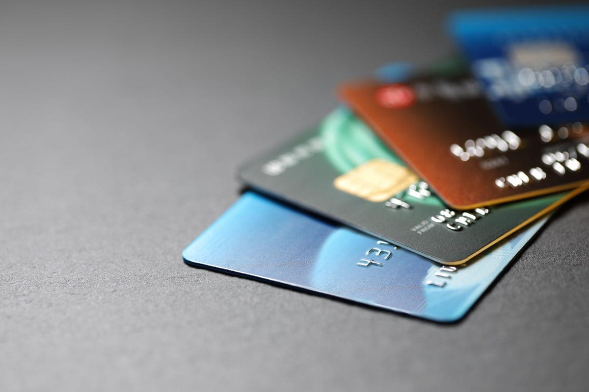The Low-Fee Credit Card Lowdown for Summer 2021