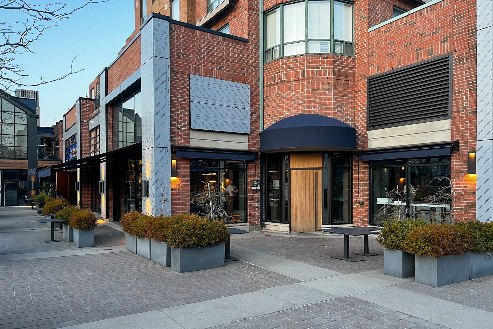 Review: Hexagon Restaurant