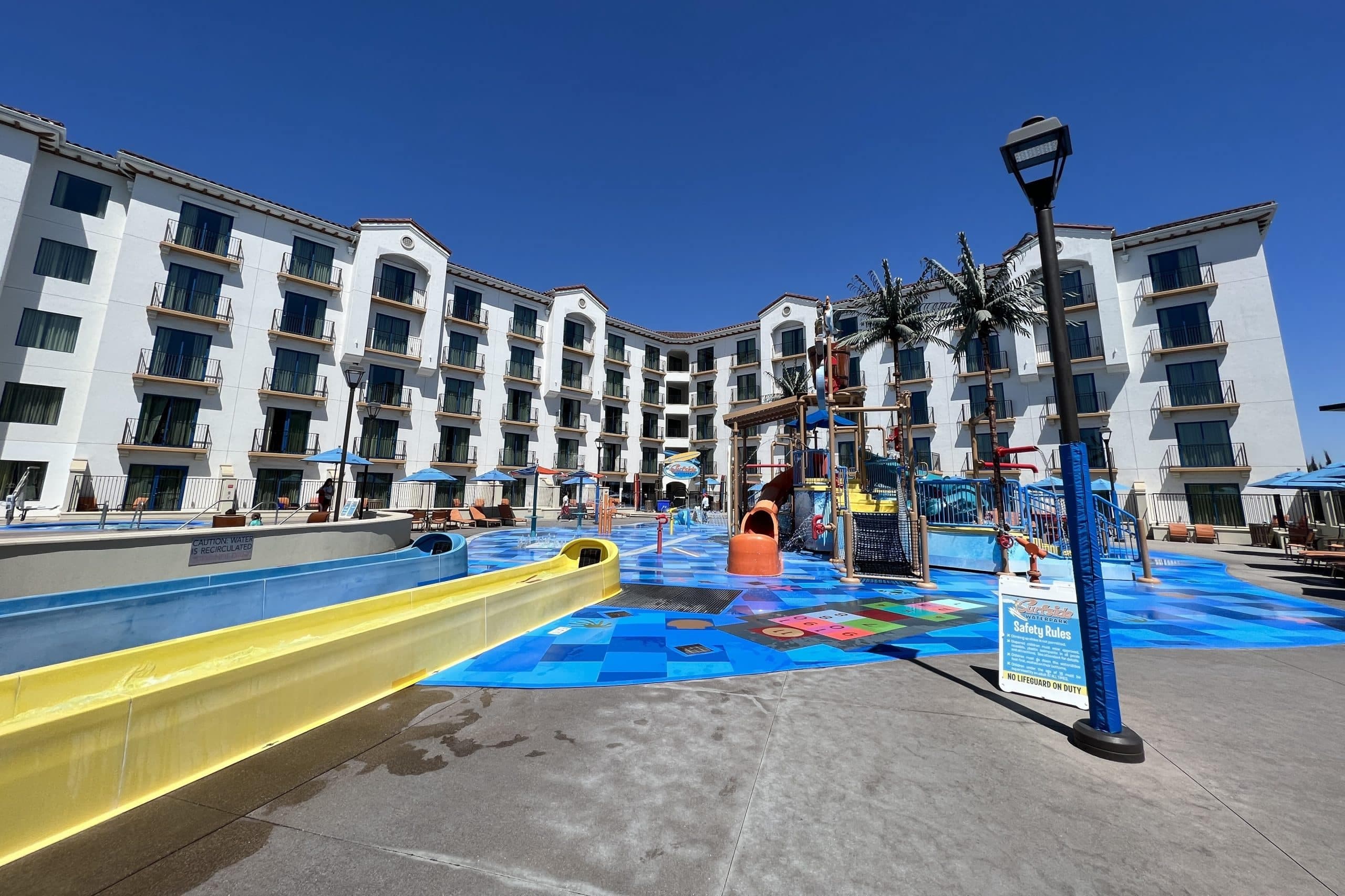 Review: Courtyard Anaheim Theme Park Entrance