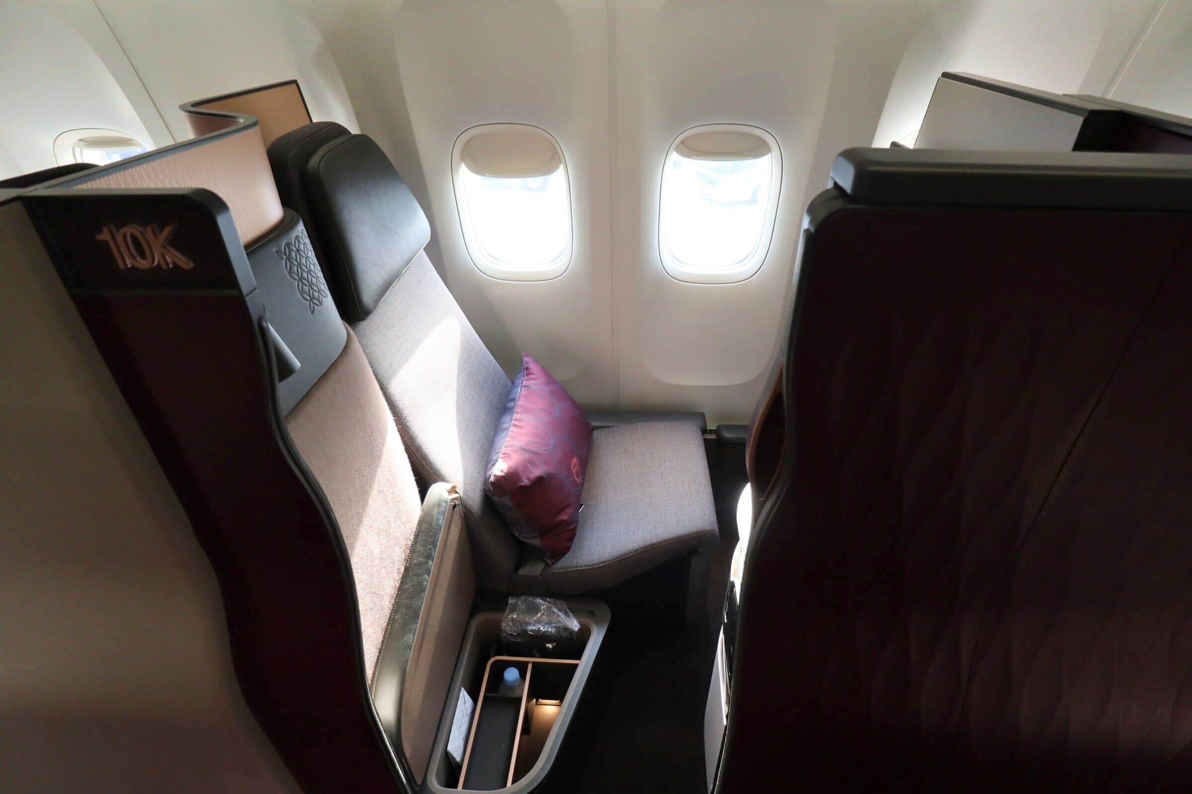Review: Qatar Airways 777 Qsuites Business Class Doha to Montreal
