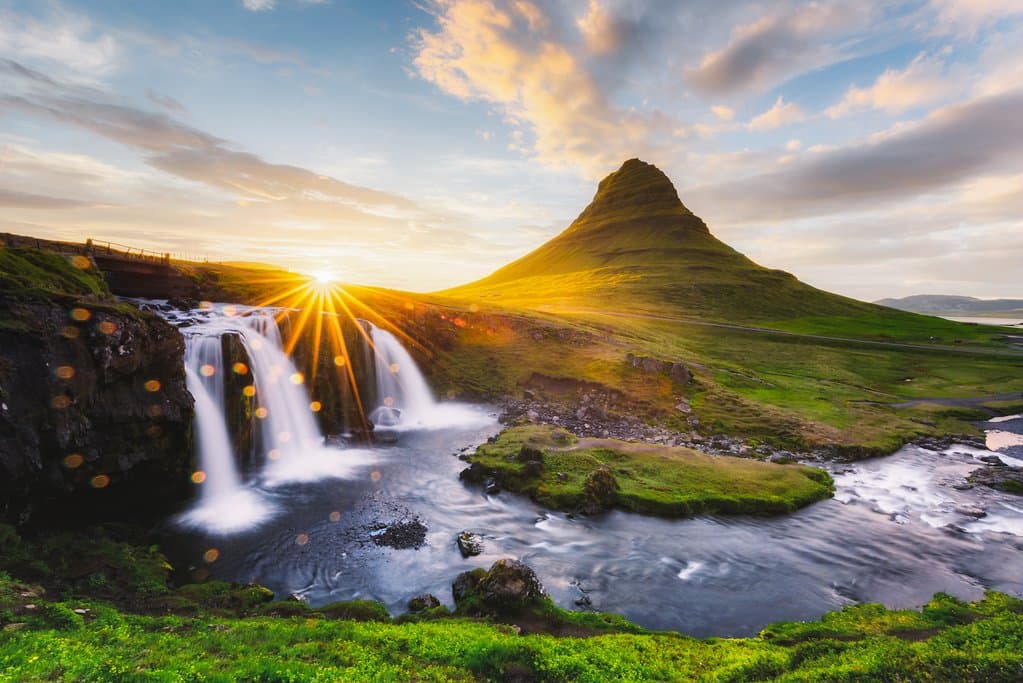 Iceland Reopening to Canadian Travellers: What You Need to Know