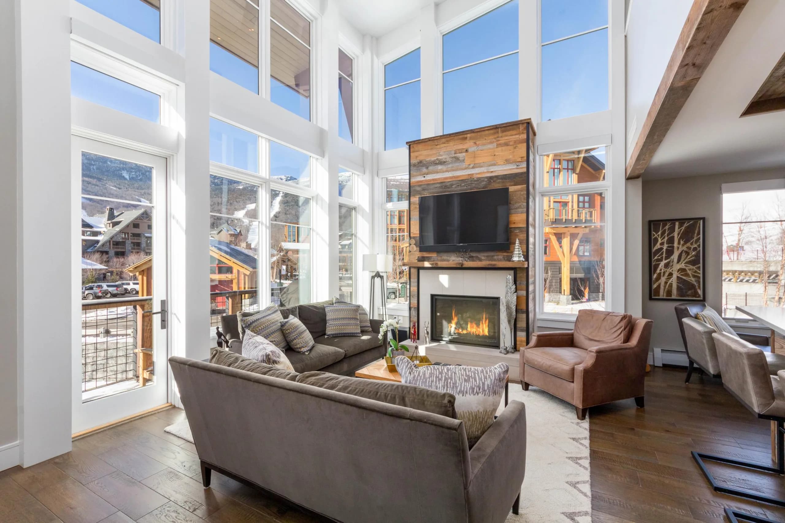 Homes & Hideaways by World of Hyatt Promotion: Earn 3x Points