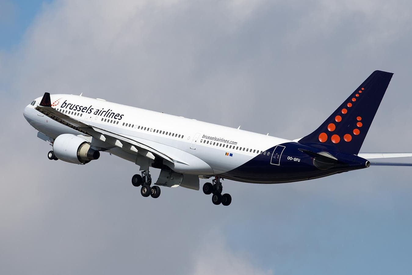 190624120735 brussels airlines plane full 169