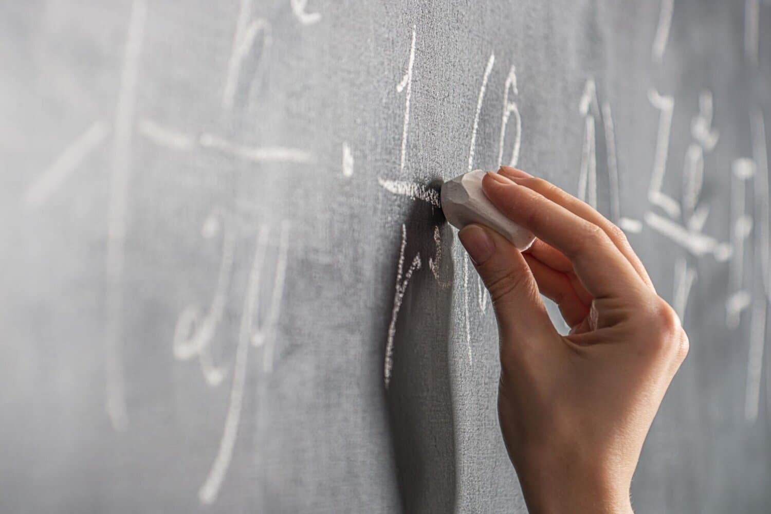 What Can Economic Theory Teach Us About Miles & Points?