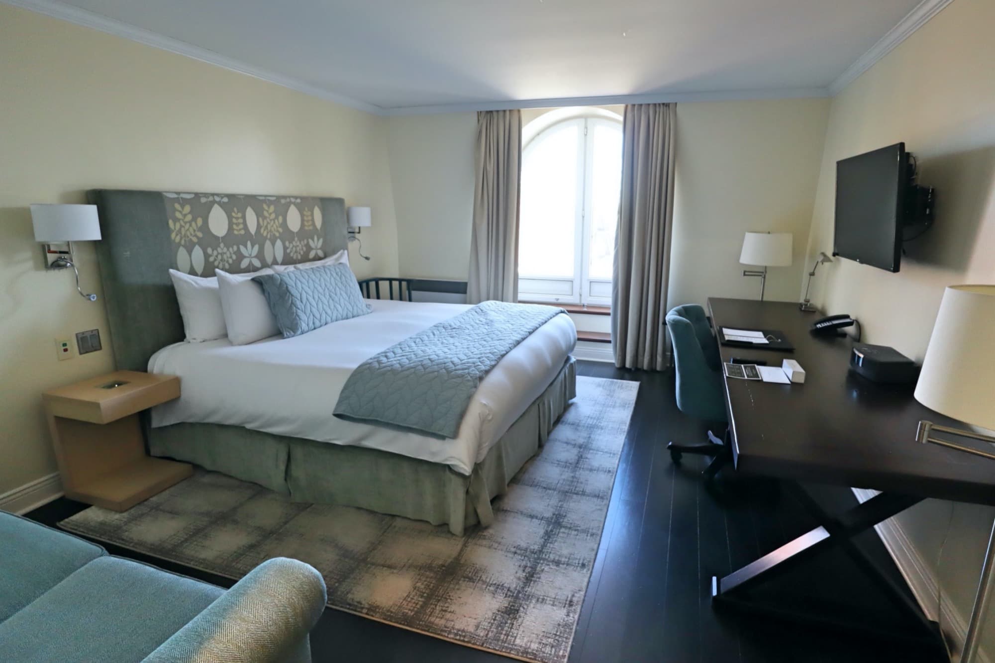Review: Auberge Saint-Antoine, Quebec City