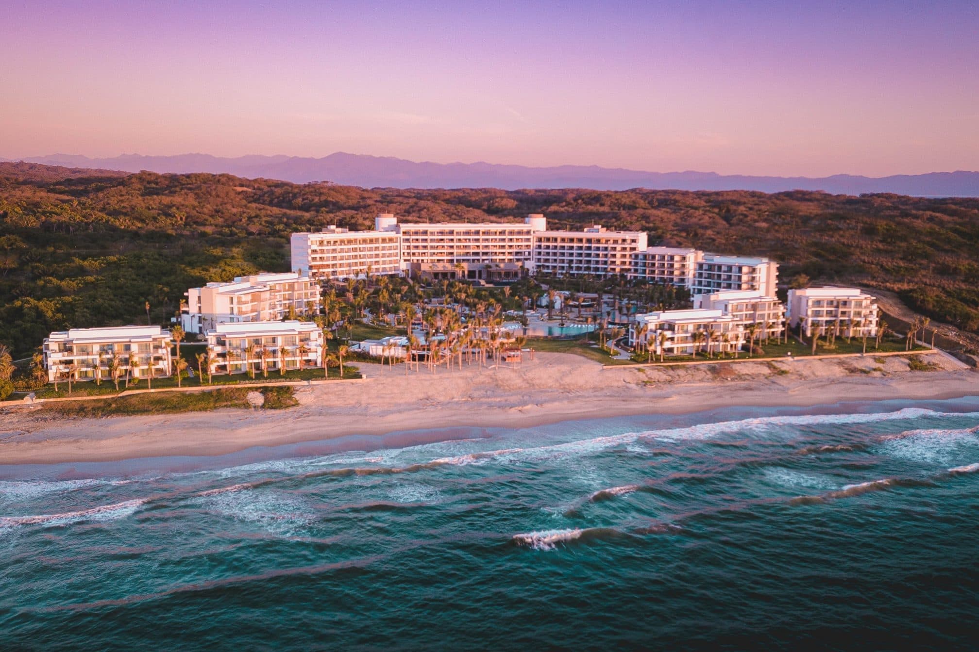 How to Earn & Redeem Hilton Honors Free Night Rewards