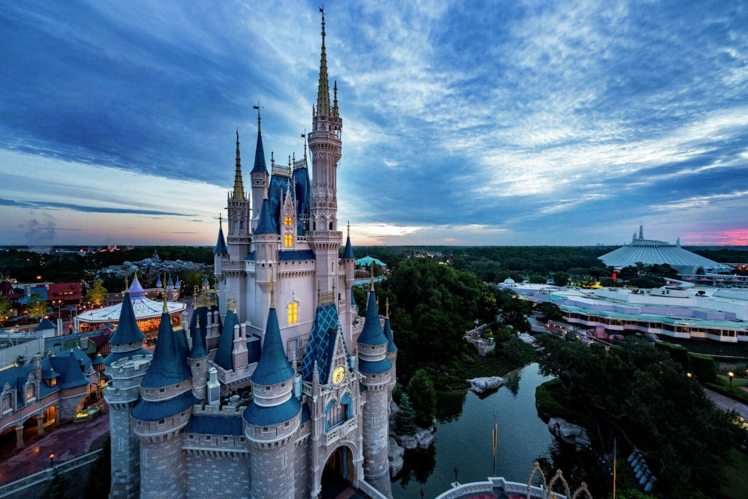 Big Disney Vacation Savings: The Disney Gift Card Hack