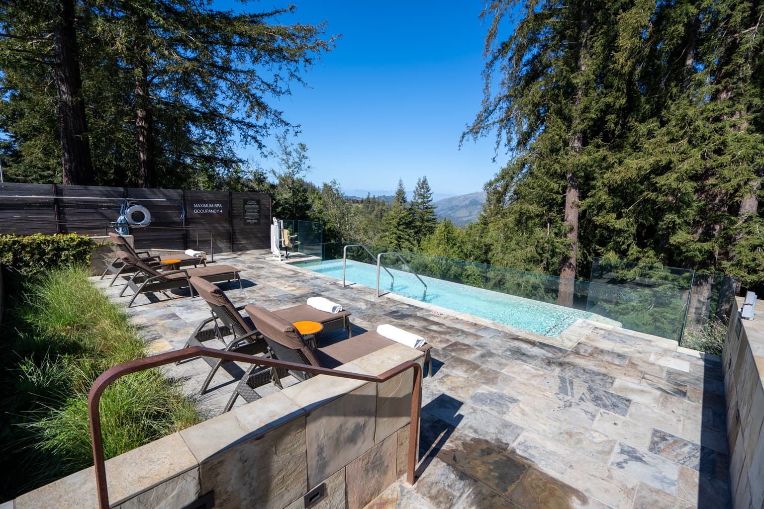 The Best Ways to Earn Hyatt Globalist Status