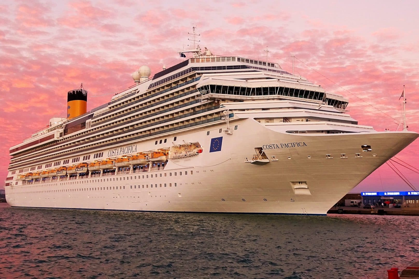 The Pros and Cons of Cruises
