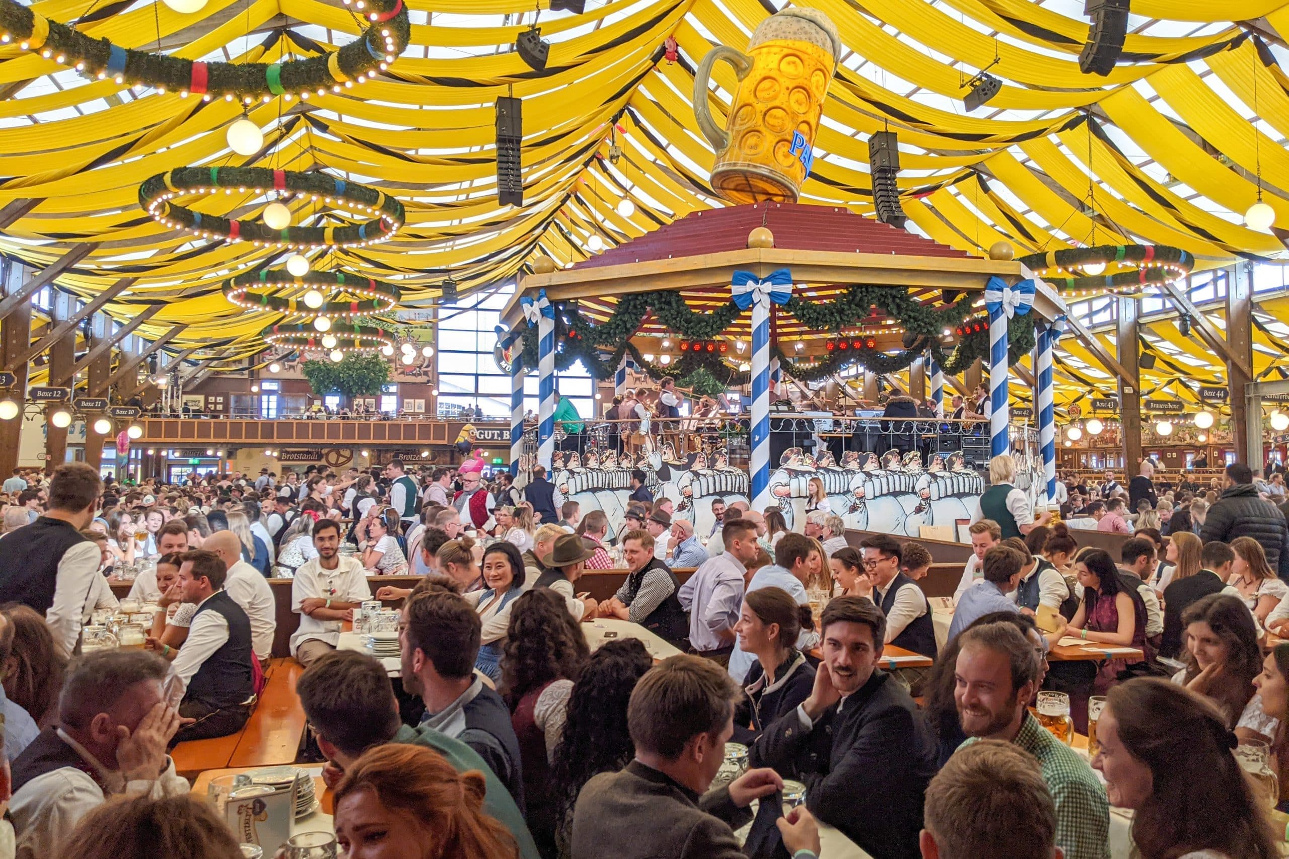 10 Tips for Your First Visit to Oktoberfest