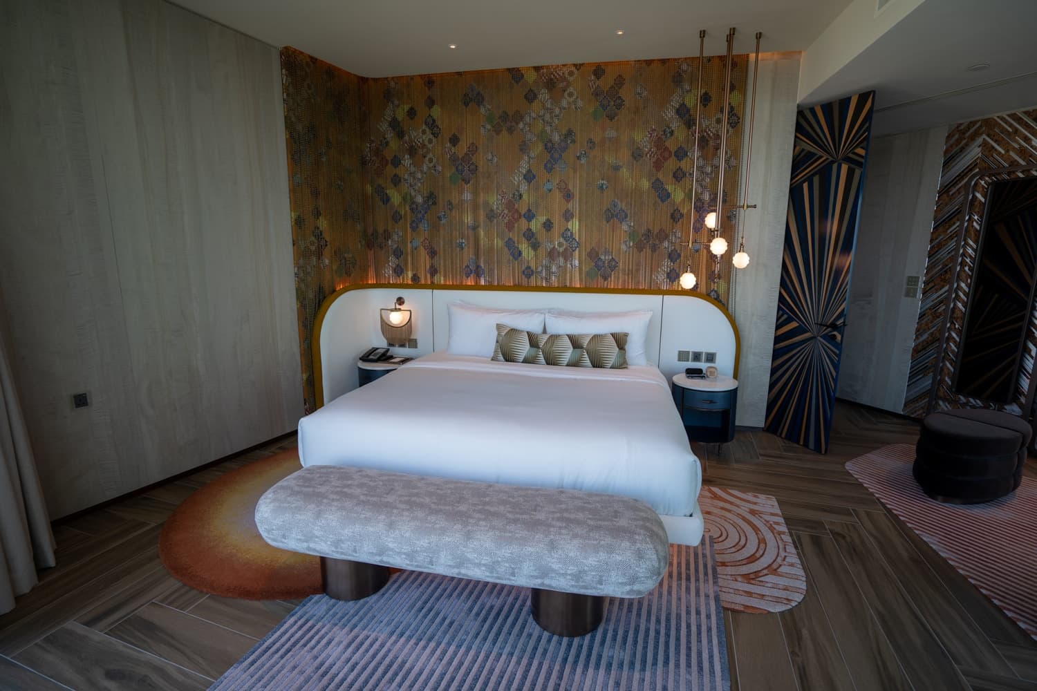 Review: W Dubai Mina Seyahi