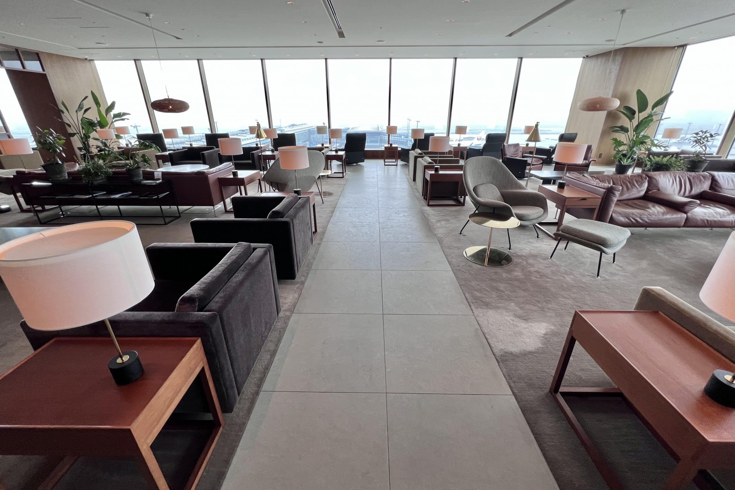 Review: Cathay Pacific Lounge Tokyo Haneda