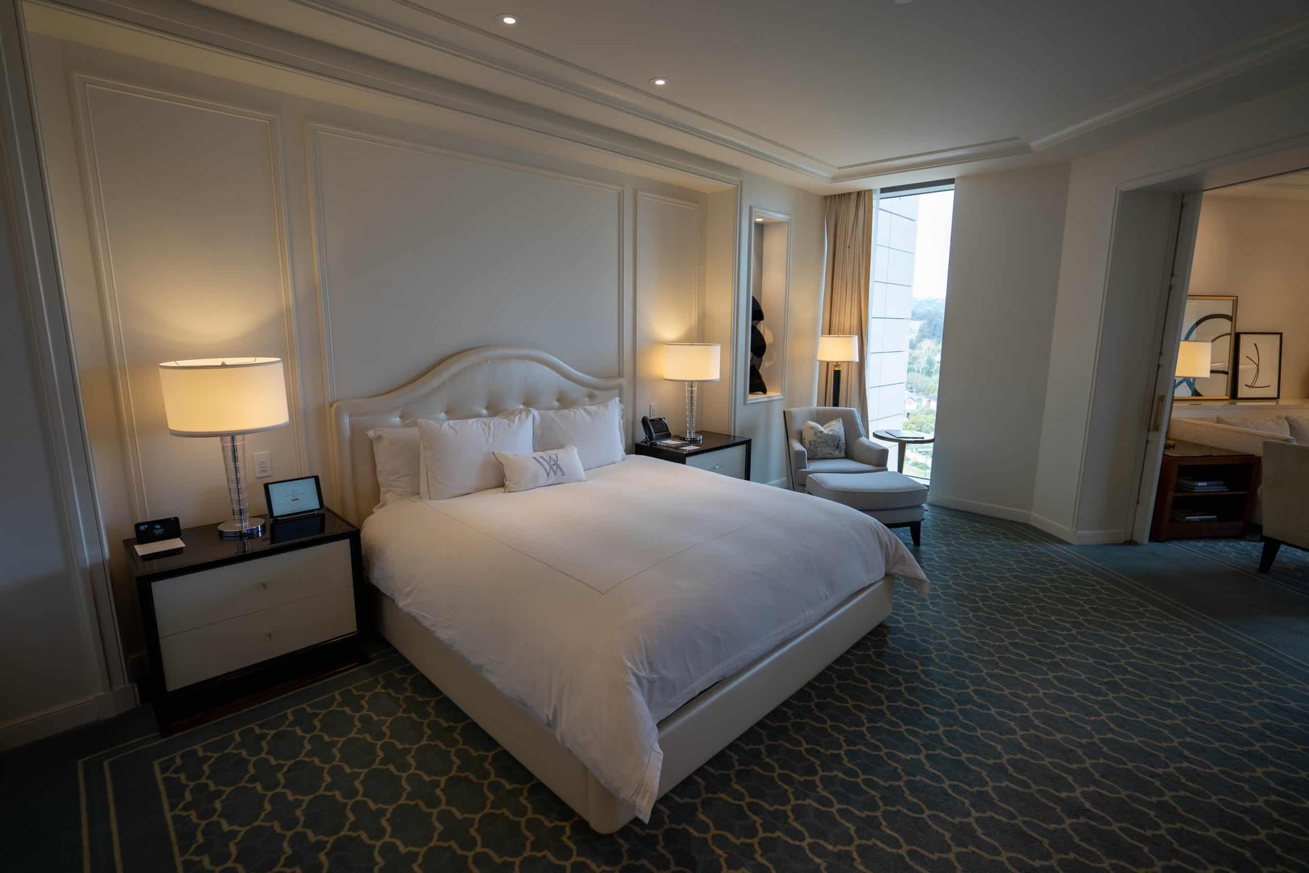 Major Changes to the Hilton Honors Business Card