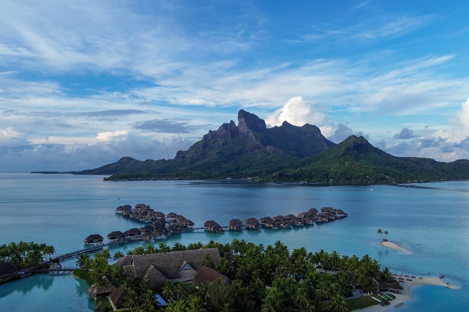 Review: Four Seasons Bora Bora