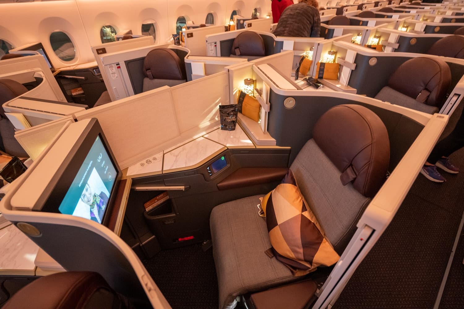 The Complete Guide to Etihad Airways Business Class
